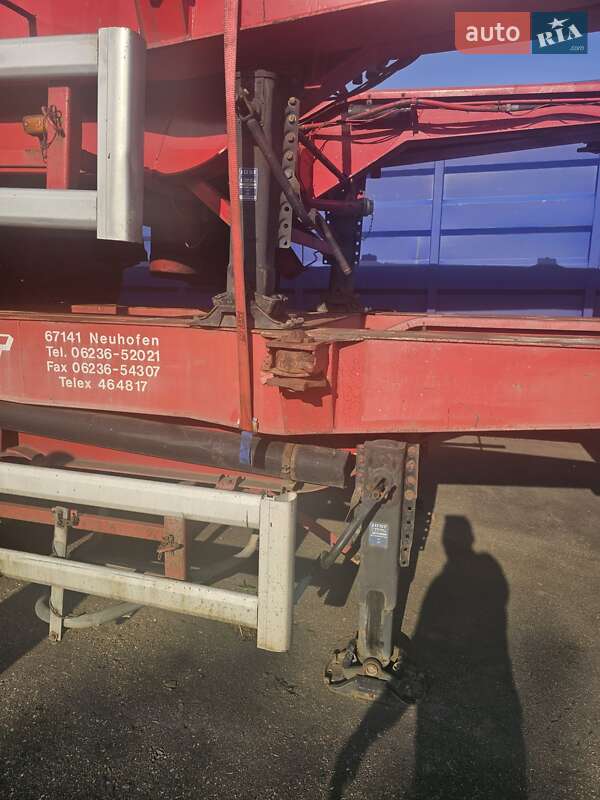 Контейнеровоз напівпричіп Kumlin AK 24/3 1994 в Бершаді фото 6 Контейнеровоз напівпричіп Kumlin AK 24/3 1994 в Бершаді