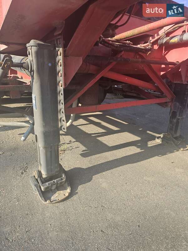 Контейнеровоз напівпричіп Kumlin AK 24/3 1994 в Бершаді фото 9 Контейнеровоз напівпричіп Kumlin AK 24/3 1994 в Бершаді