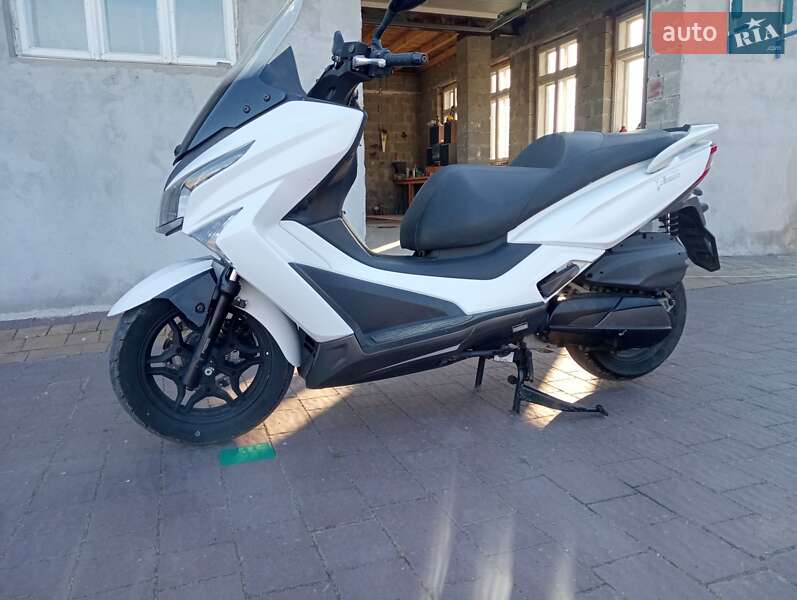 Макси-скутер Kymco KXR 2021 в Тернополе