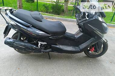 Макси-скутер Kymco Xciting 2011 в 