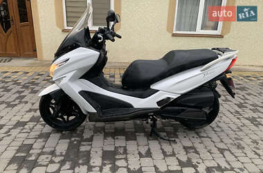 Макси-скутер Kymco Xciting 2015 в 