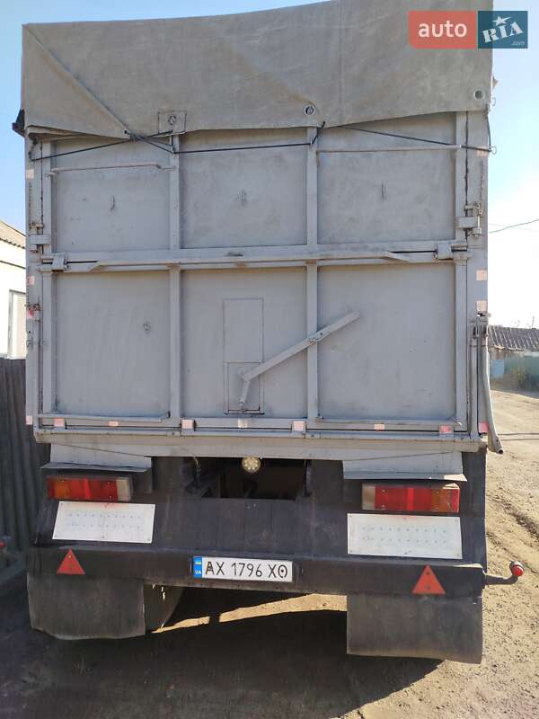 Бортовой полуприцеп КЗАП 9370 1992 в Барвенкове