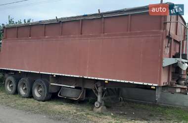 Самосвал полуприцеп L.A.G. 0-3-37 1990 в Лубнах