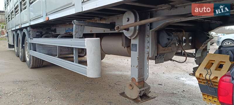 Для перевозки животных - полуприцеп Lacitrailer 3E20 2015 в Белой Церкви