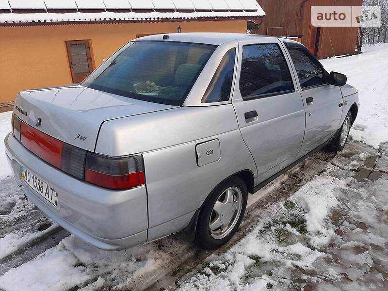 Lada 2110