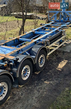 Контейнеровоз напівпричіп LAG 0-3-39 2007 в Мукачевому