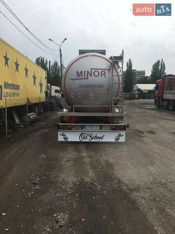 Цистерна полуприцеп LAG GSA 1992 в Немирове