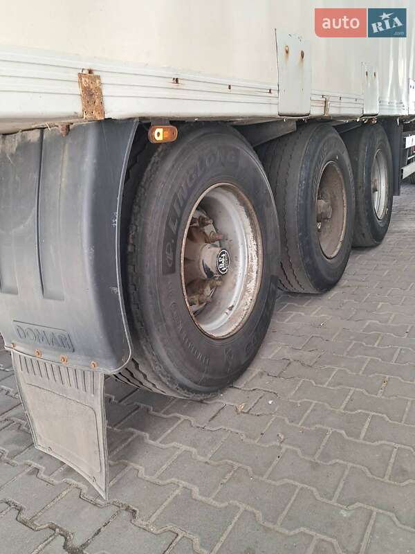 Рефрижератор напівпричіп Lamberet Carrier Maxima 2003 в Львові