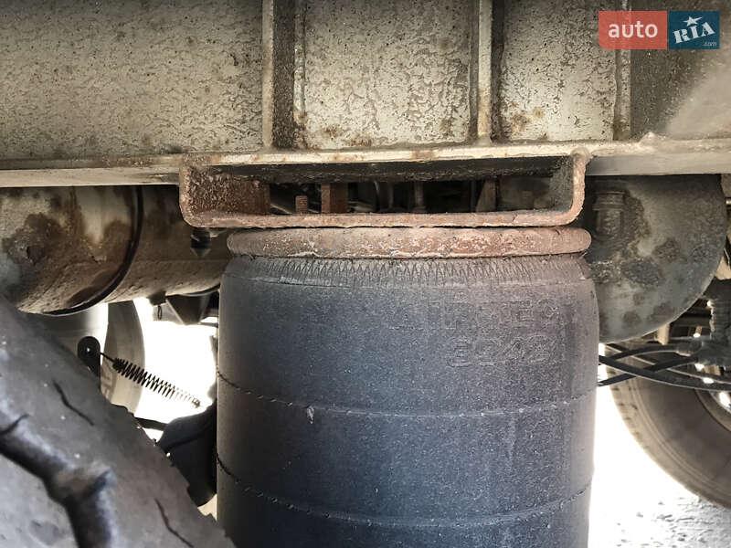 Рефрижератор напівпричіп Lamberet Carrier Maxima 1998 в Полтаві фото 6 Рефрижератор напівпричіп Lamberet Carrier Maxima 1998 в Полтаві