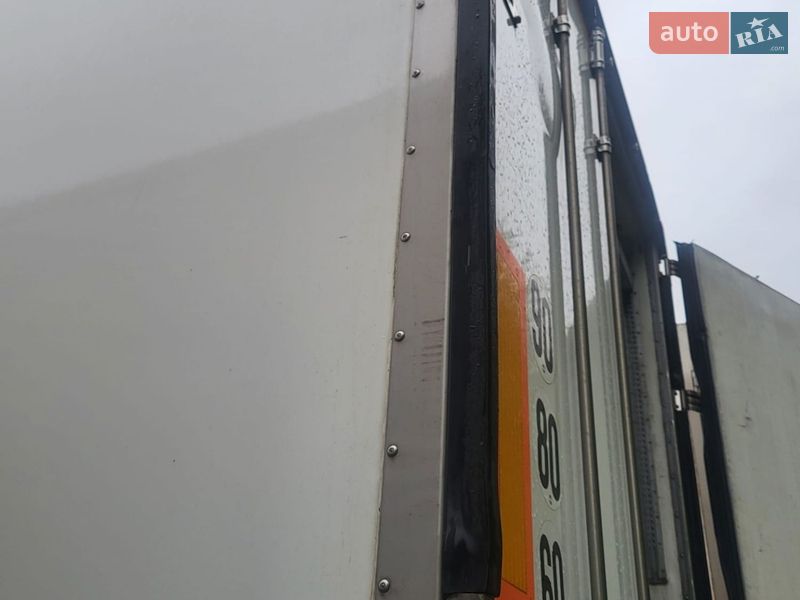 Рефрижератор напівпричіп Lamberet Carrier Vector 2012 в Тернополі фото 4 Рефрижератор напівпричіп Lamberet Carrier Vector 2012 в Тернополі