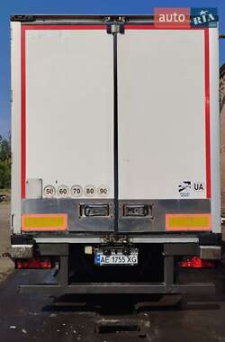 Рефрижератор полуприцеп Lamberet LVFS 2007 в 