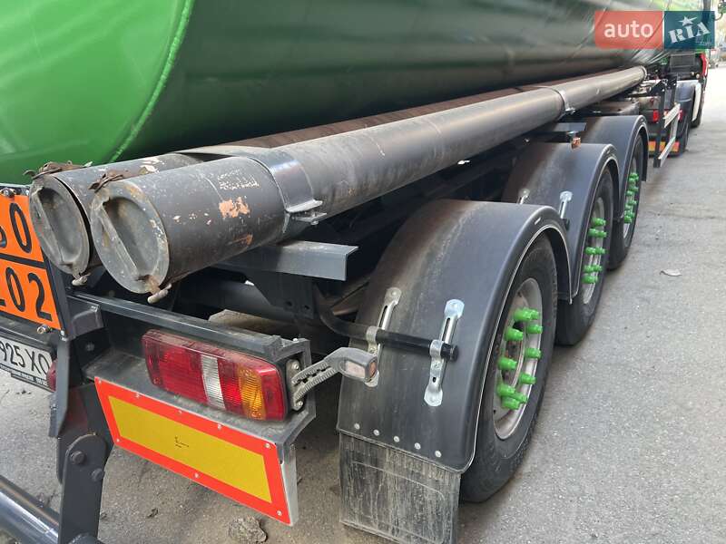 Цистерна Lamberet LVFS 2005 в Вінниці