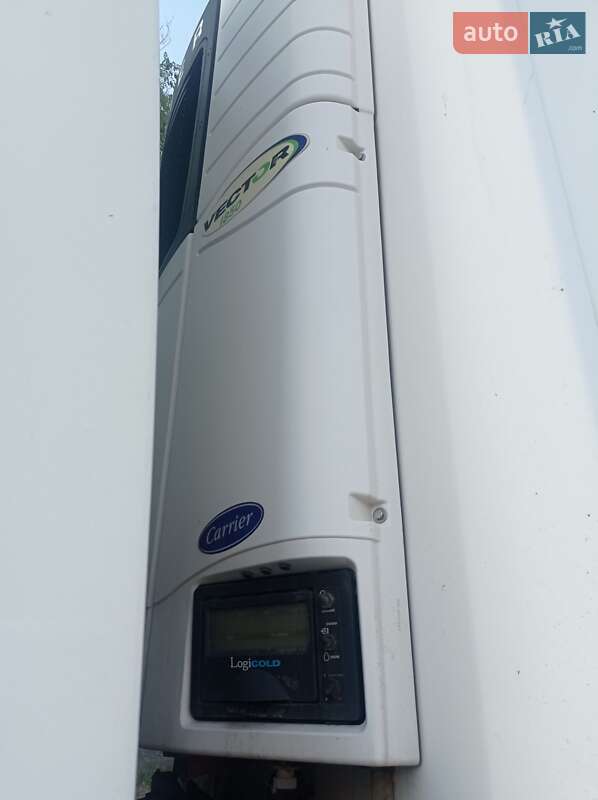 Рефрижератор полуприцеп Lamberet LVFS 2007 в Каменском