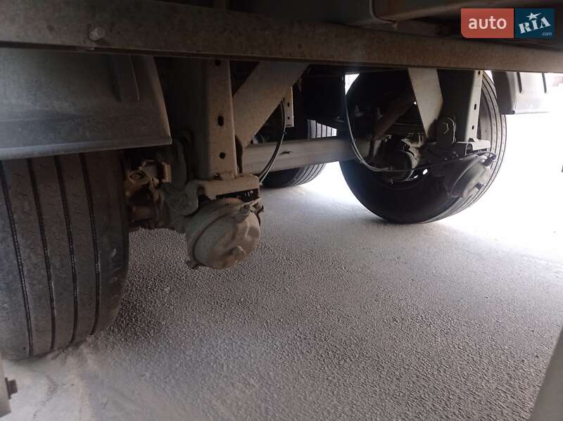 Рефрижератор полуприцеп Lamberet LVFS 2007 в Каменском