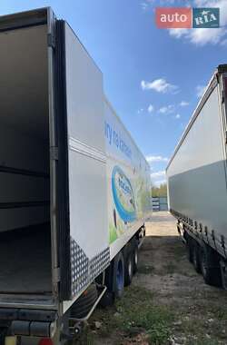Рефрижератор полуприцеп Lamberet LVFS 2002 в 