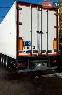 Рефрижератор полуприцеп Lamberet LVFS 2001 в Каменском