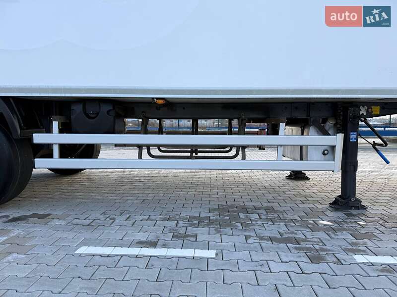 Рефрижератор полуприцеп Lamberet Termo King SMX 2014 в Дубно