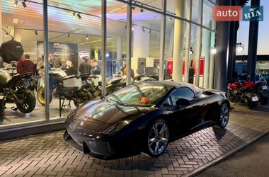 Кабриолет Lamborghini Gallardo 2010 в Киеве