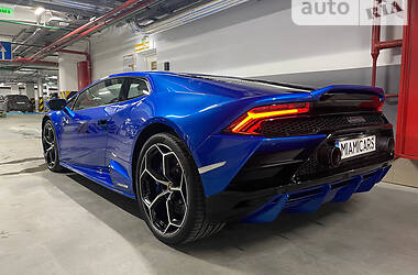 Купе Lamborghini Huracan 2020 в 
