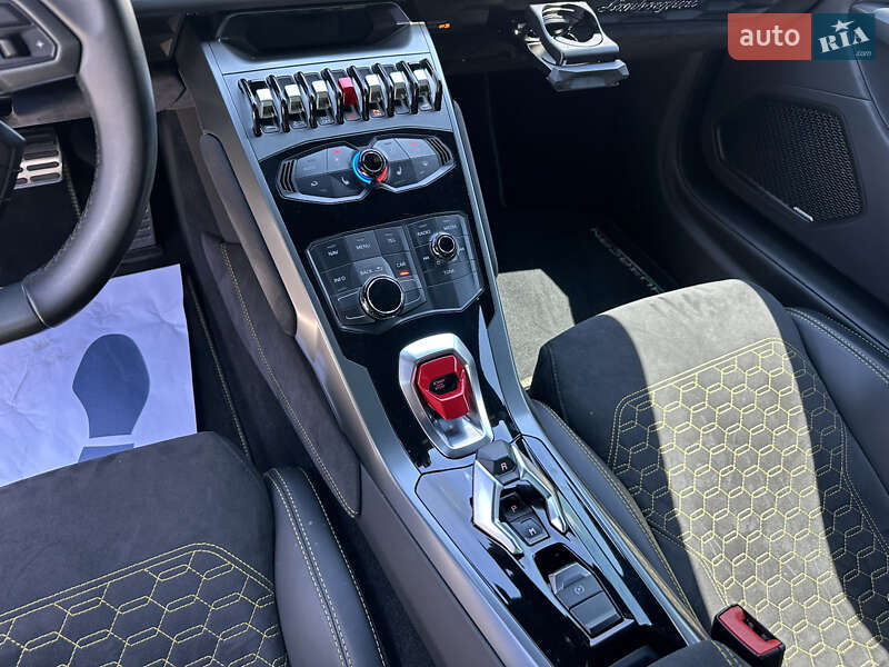 Купе Lamborghini Huracan 2017 в Киеве