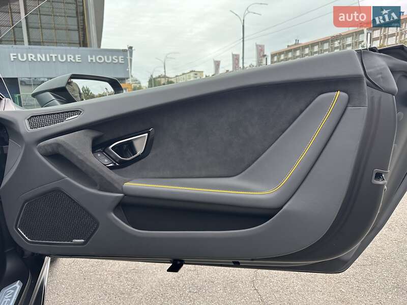 Купе Lamborghini Huracan 2024 в Києві