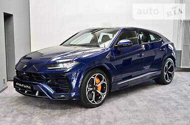 Внедорожник / Кроссовер Lamborghini Urus 2019 в Киеве