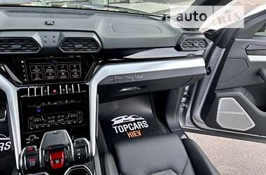 Позашляховик / Кросовер Lamborghini Urus 2020 в  фото 59 Позашляховик / Кросовер Lamborghini Urus 2020 в