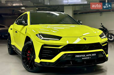 Внедорожник / Кроссовер Lamborghini Urus 2020 в Киеве