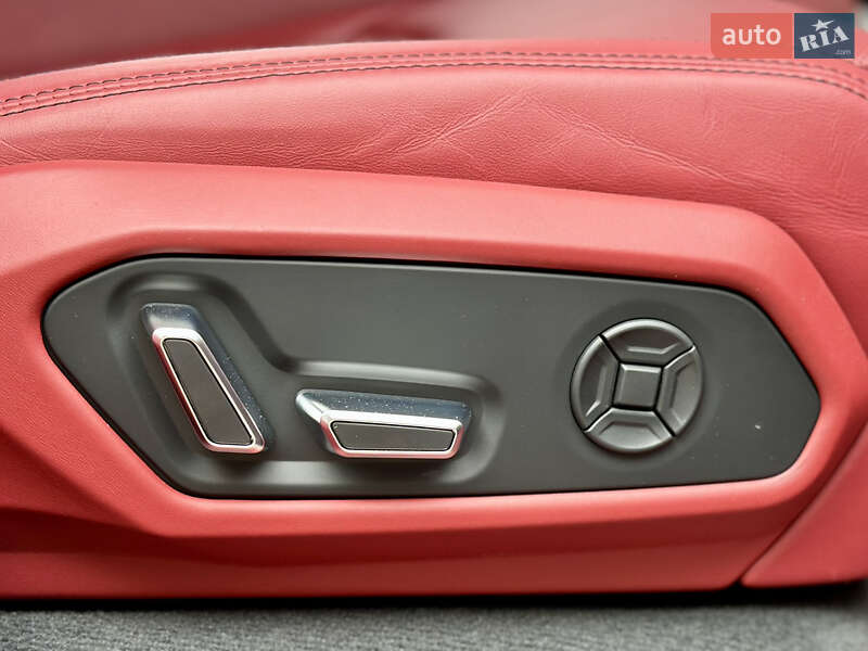 Внедорожник / Кроссовер Lamborghini Urus 2020 в Киеве