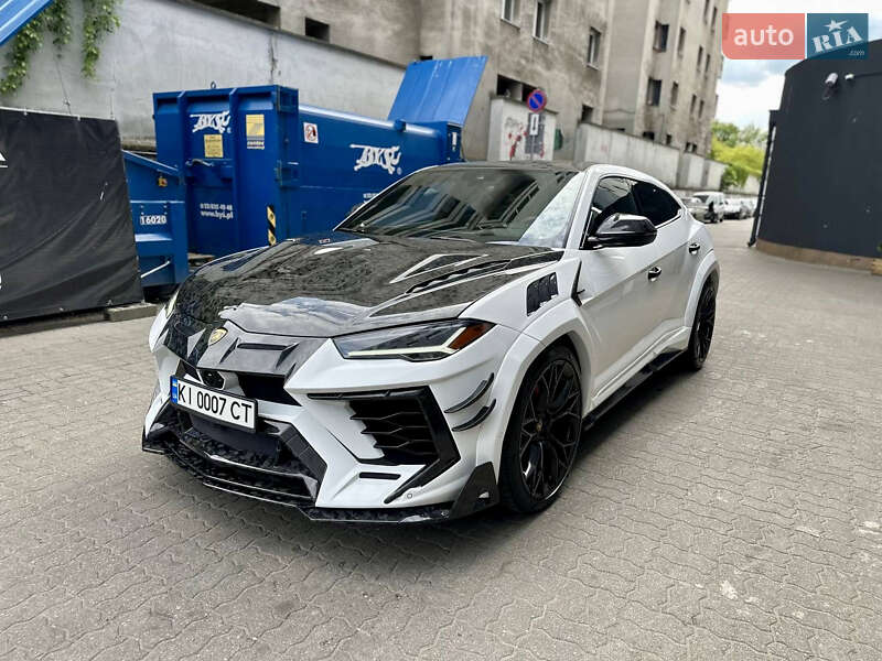 Внедорожник / Кроссовер Lamborghini Urus 2022 в Киеве