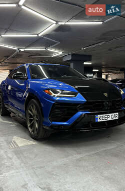 Позашляховик / Кросовер Lamborghini Urus 2018 в 