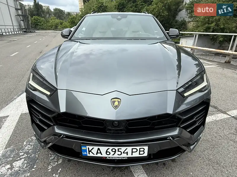 Lamborghini Urus