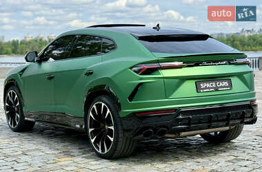 Внедорожник / Кроссовер Lamborghini Urus 2020 в 