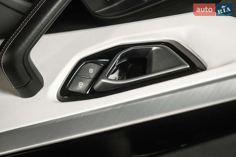 Внедорожник / Кроссовер Lamborghini Urus 2018 в Одессе