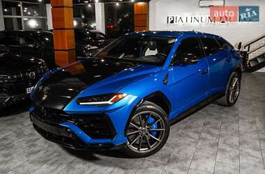 Внедорожник / Кроссовер Lamborghini Urus 2018 в 