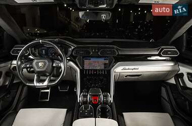 Внедорожник / Кроссовер Lamborghini Urus 2018 в 
