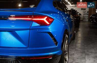 Внедорожник / Кроссовер Lamborghini Urus 2018 в 