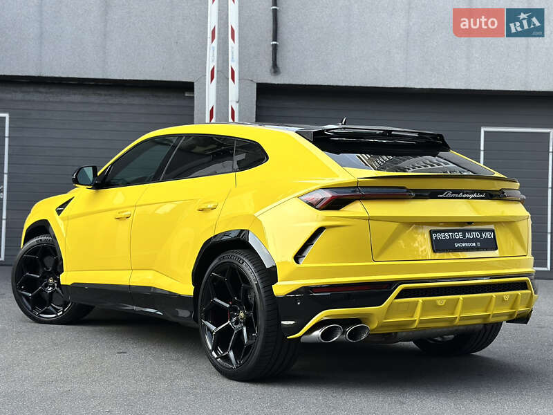 Позашляховик / Кросовер Lamborghini Urus 2019 в Києві