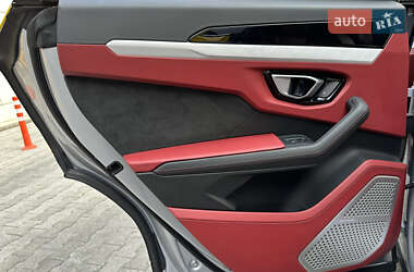 Внедорожник / Кроссовер Lamborghini Urus 2019 в 