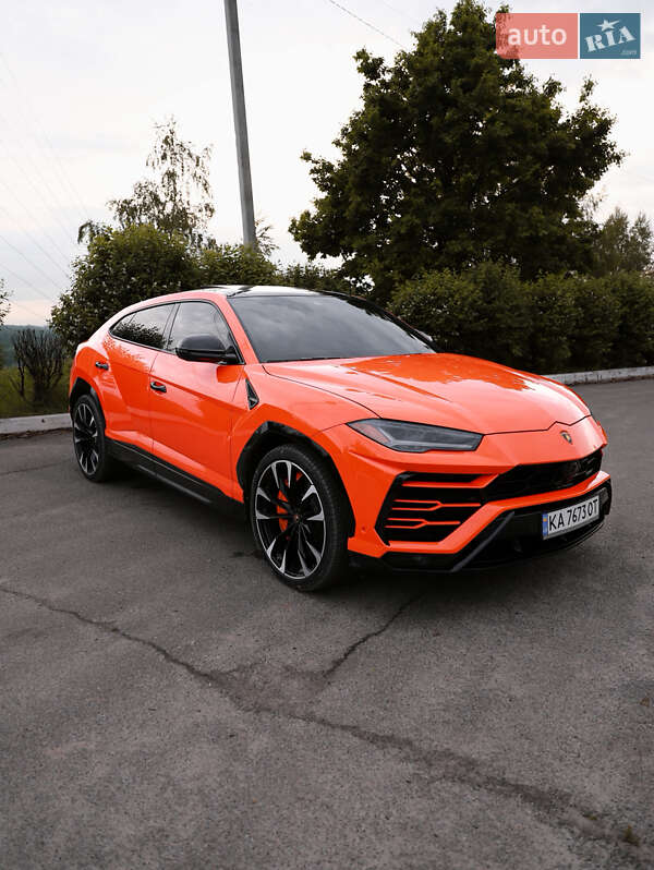 Внедорожник / Кроссовер Lamborghini Urus 2019 в Киеве фото 18 Внедорожник / Кроссовер Lamborghini Urus 2019 в Киеве