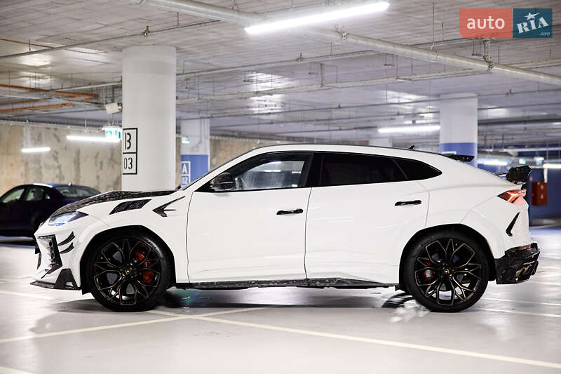 Позашляховик / Кросовер Lamborghini Urus 2022 в Києві