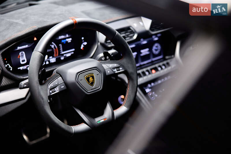 Позашляховик / Кросовер Lamborghini Urus 2022 в Києві