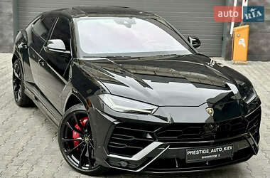 Внедорожник / Кроссовер Lamborghini Urus 2020 в 