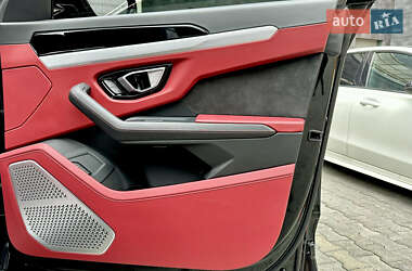 Внедорожник / Кроссовер Lamborghini Urus 2020 в 