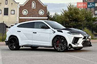 Внедорожник / Кроссовер Lamborghini Urus 2022 в 