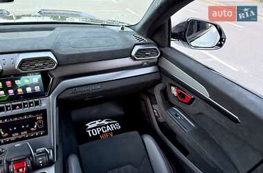 Внедорожник / Кроссовер Lamborghini Urus 2022 в 