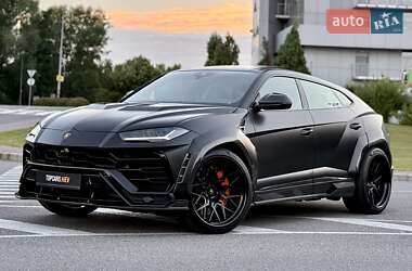 Внедорожник / Кроссовер Lamborghini Urus 2021 в 