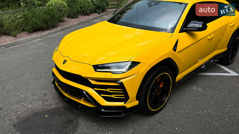 Внедорожник / Кроссовер Lamborghini Urus 2019 в Киеве