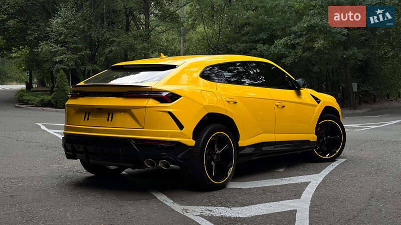 Внедорожник / Кроссовер Lamborghini Urus 2019 в Киеве