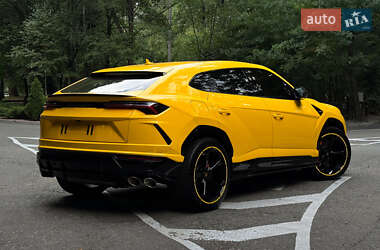 Внедорожник / Кроссовер Lamborghini Urus 2019 в 